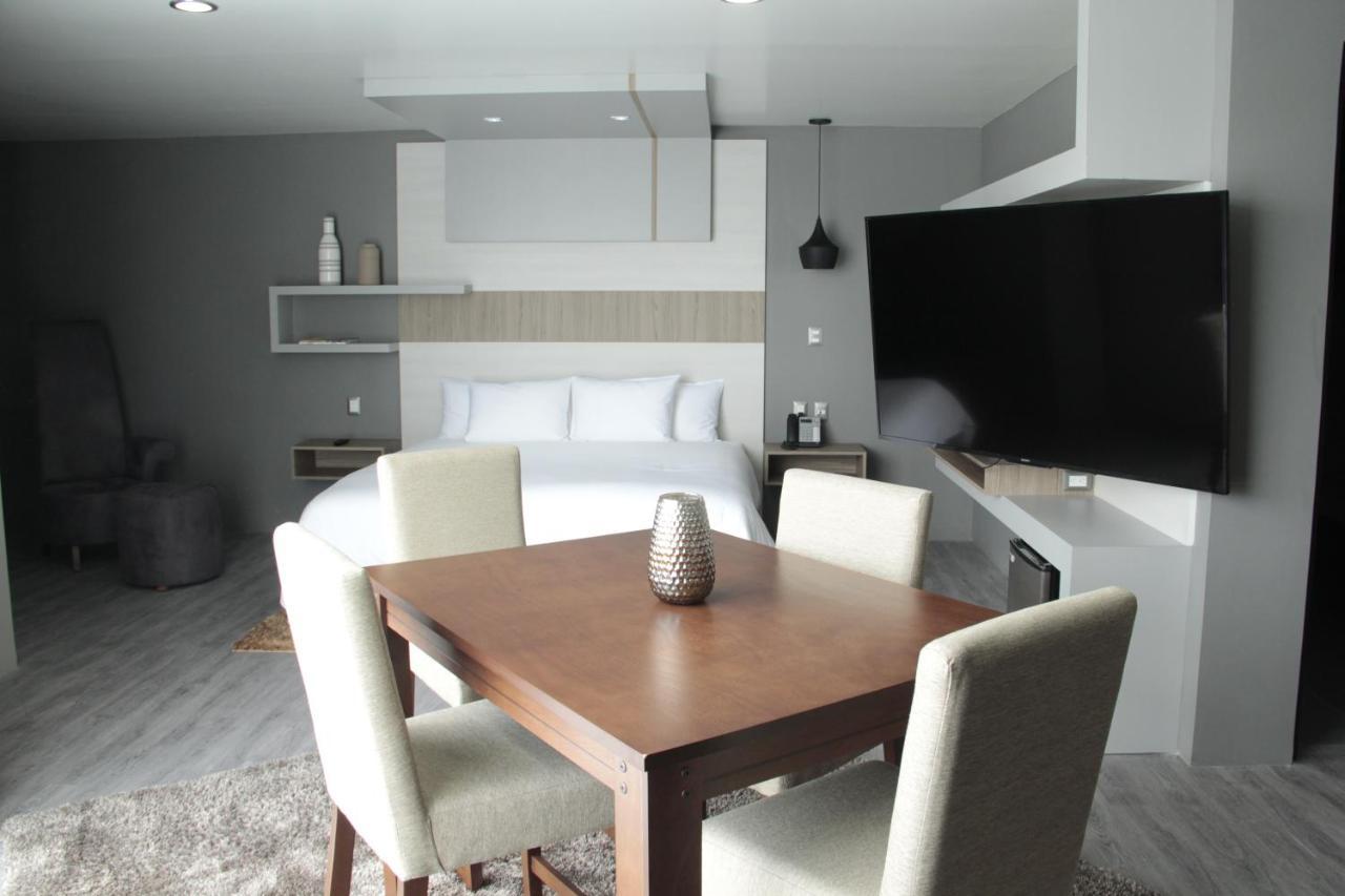 Esduma Hk Hotel Pachuca Eksteriør billede