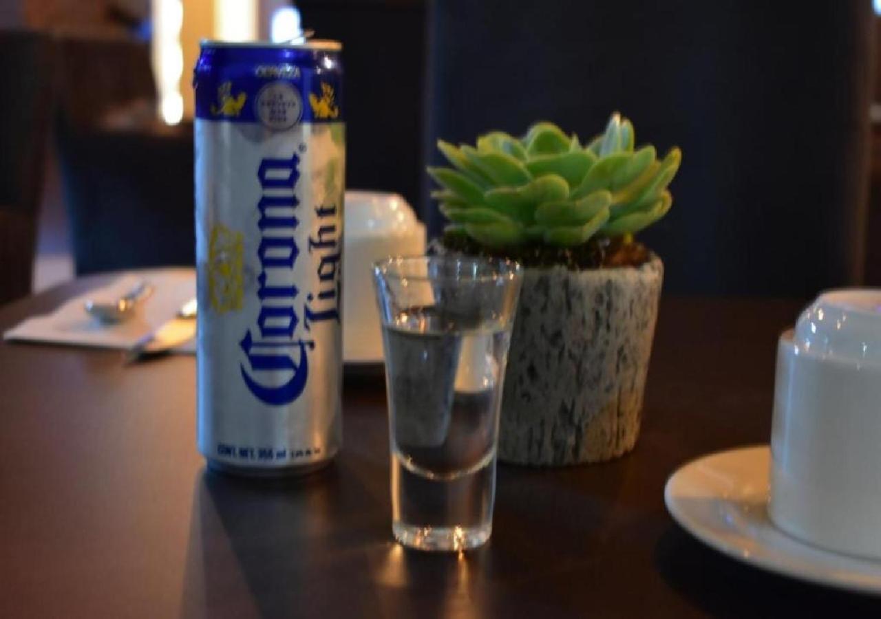 Esduma Hk Hotel Pachuca Eksteriør billede