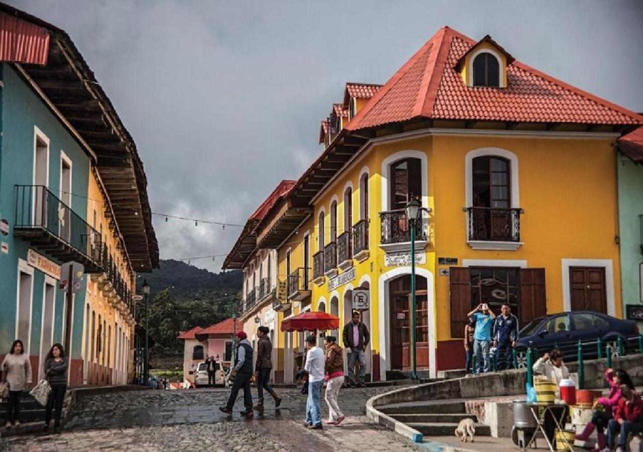 Esduma Hk Hotel Pachuca Eksteriør billede