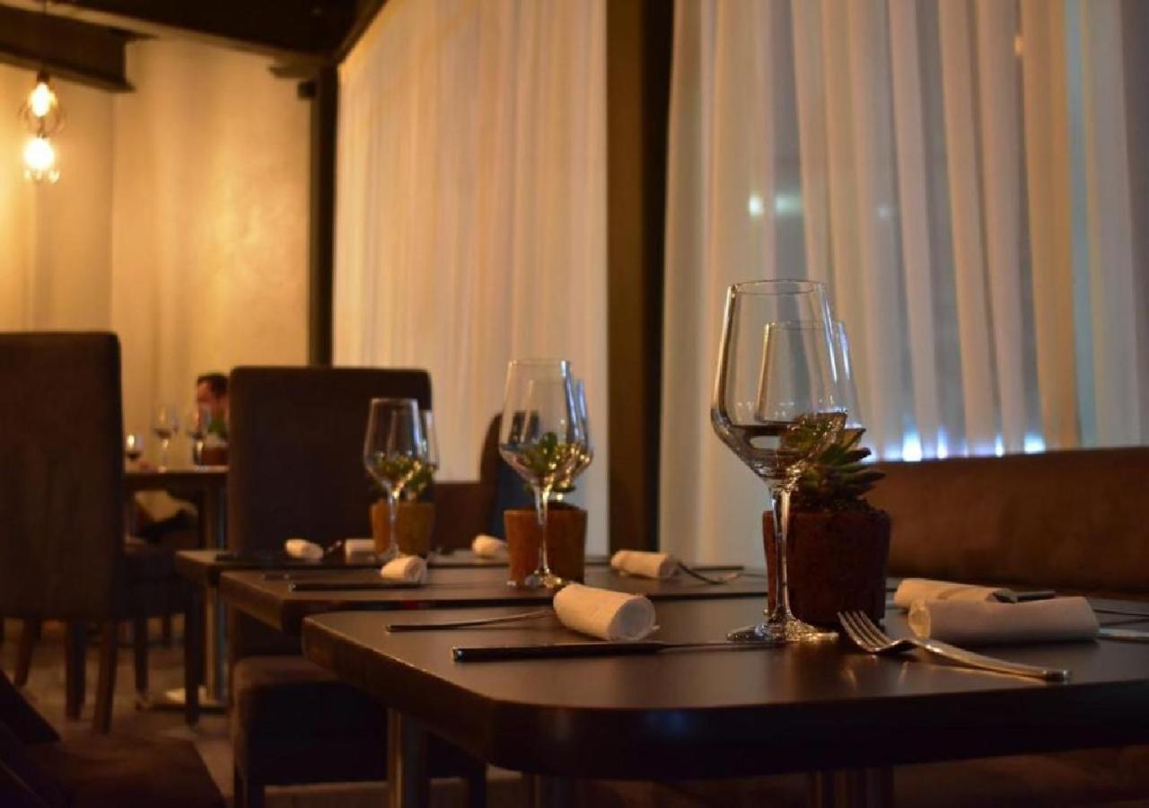 Esduma Hk Hotel Pachuca Eksteriør billede