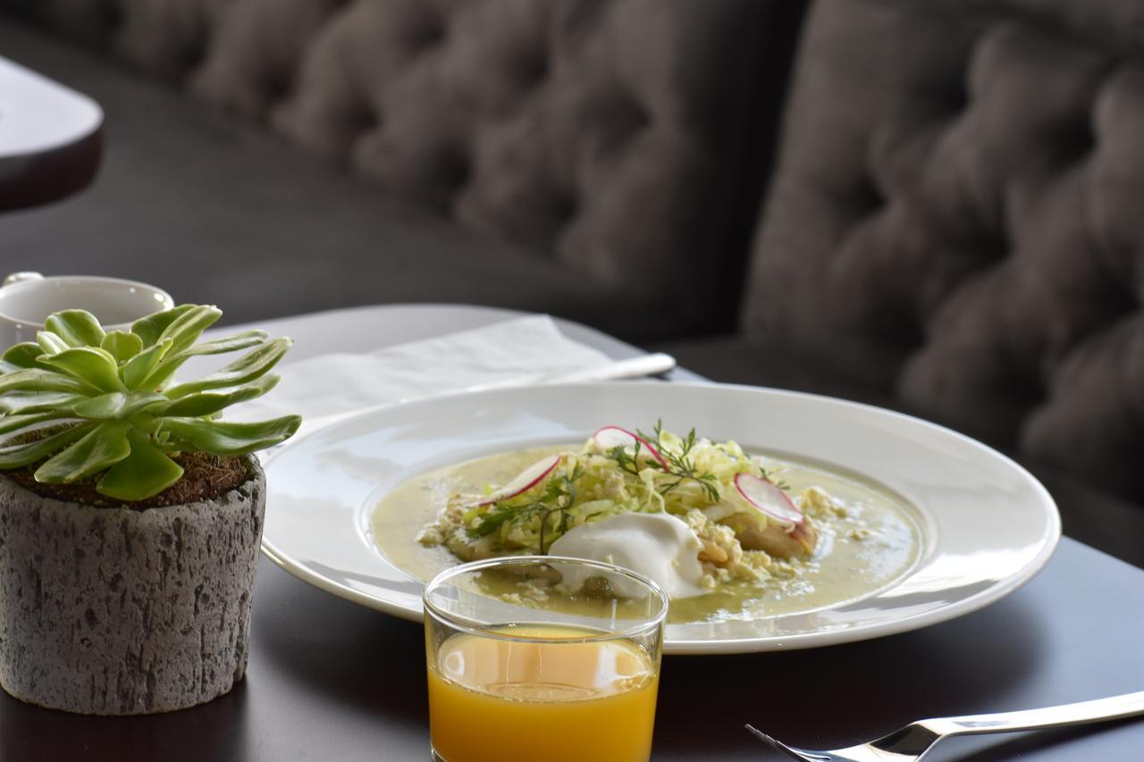 Esduma Hk Hotel Pachuca Eksteriør billede