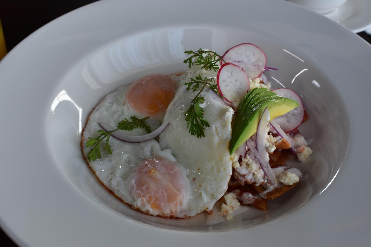Esduma Hk Hotel Pachuca Eksteriør billede