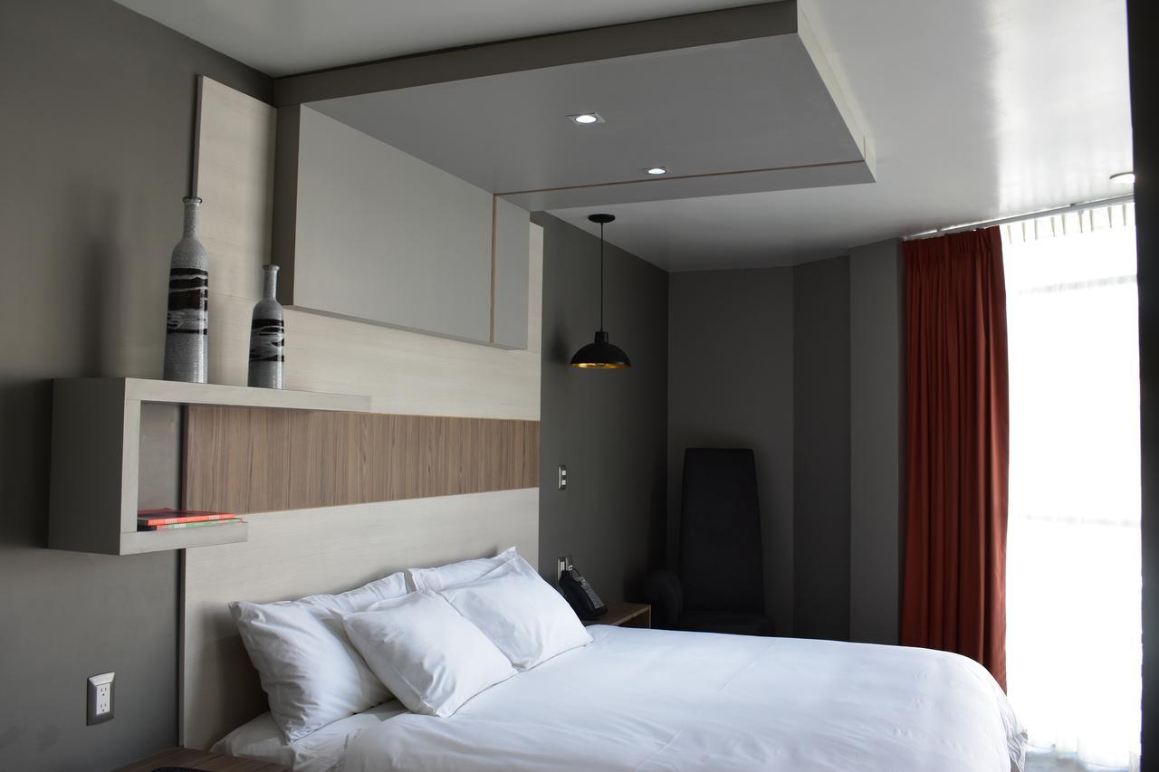 Esduma Hk Hotel Pachuca Eksteriør billede