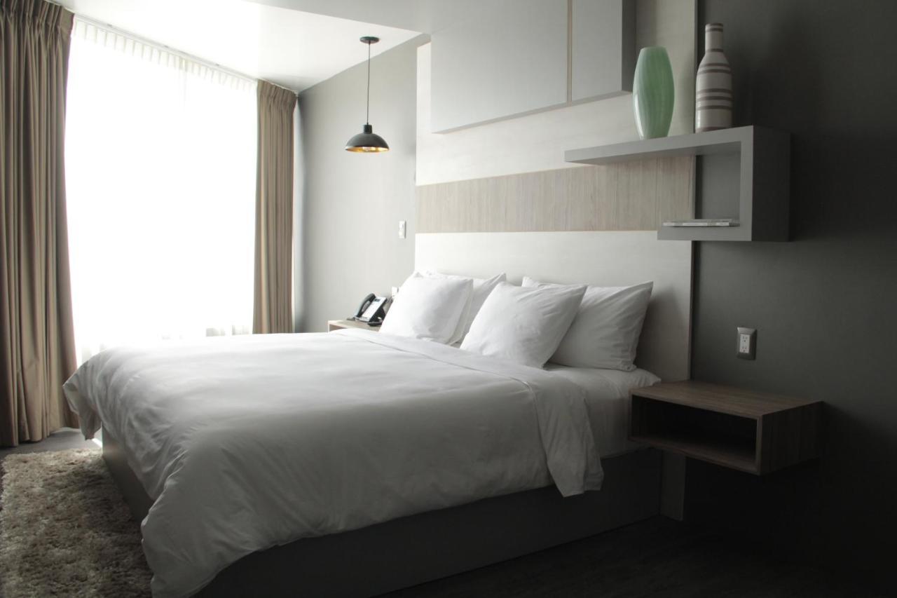Esduma Hk Hotel Pachuca Eksteriør billede