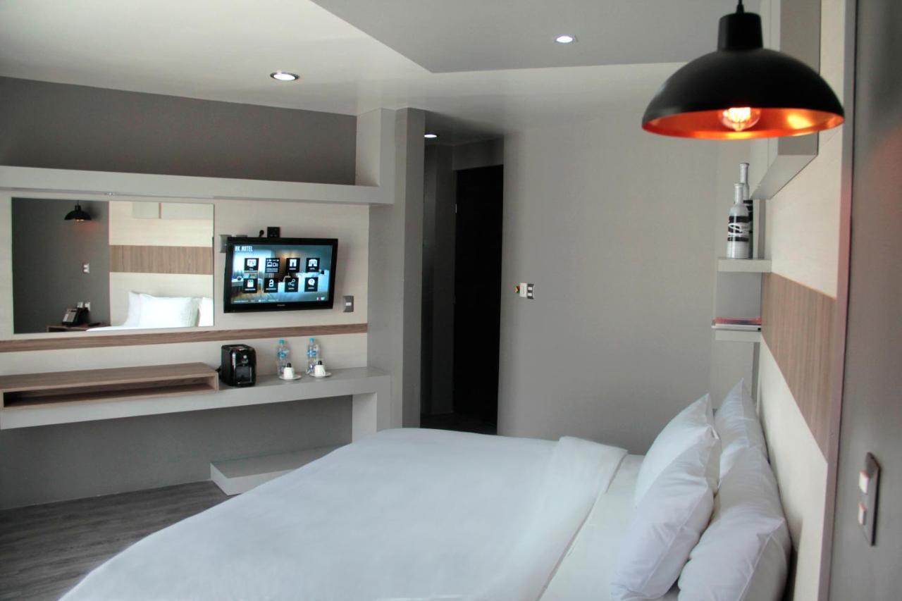 Esduma Hk Hotel Pachuca Eksteriør billede